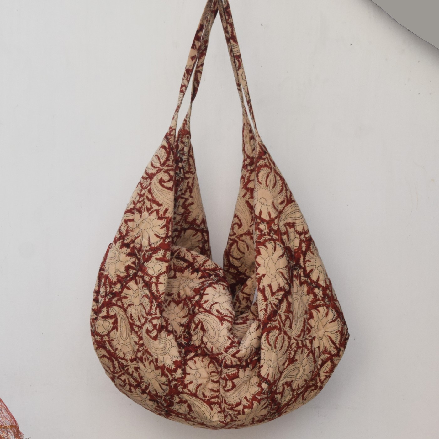 Boho style printed cotton tote bag in maroon and beige with floral pattern – handcrafted hobo bag